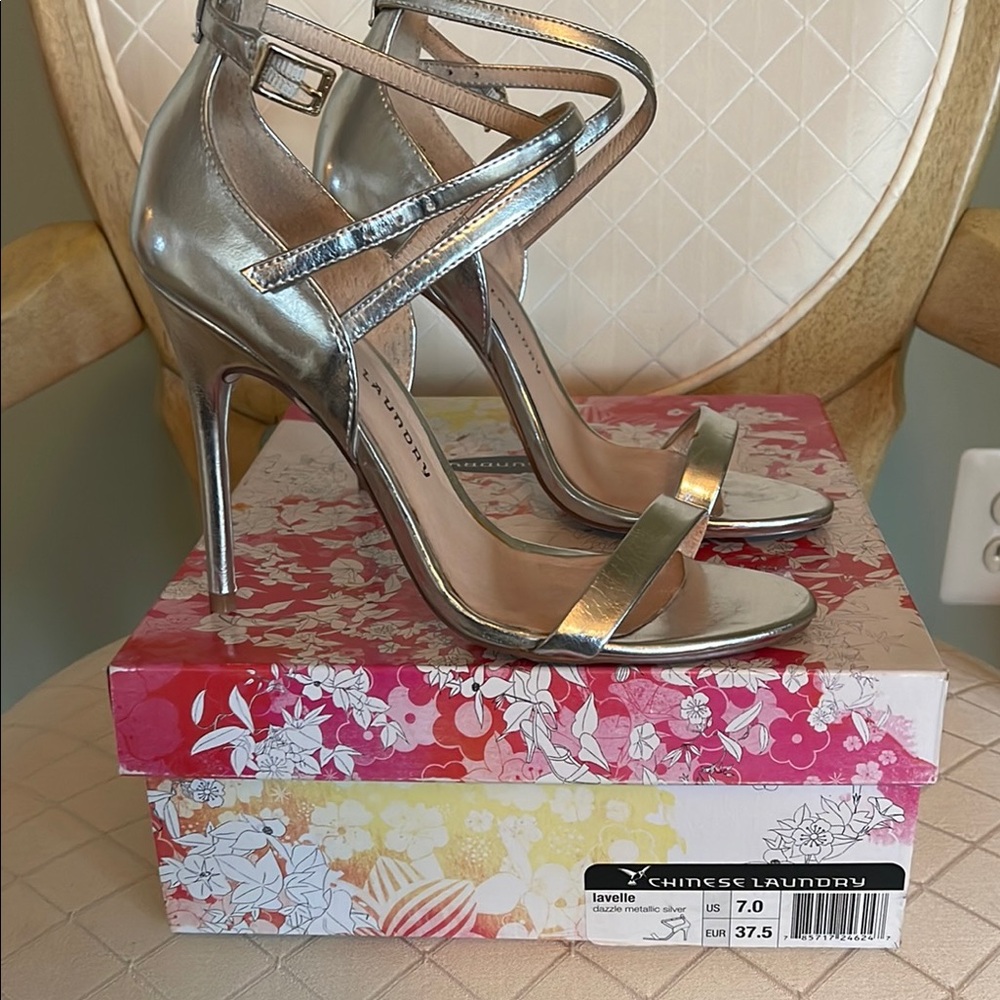 Chinese Laundry Women's Silver Heels